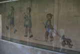 Изображения на стенах барака, в котором содержались дети