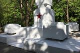 Восстановленный памятник на кладбище Пила-Лешкув